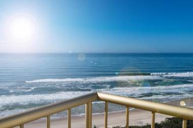 Capricorn One Beachside Holiday Apartments - Official