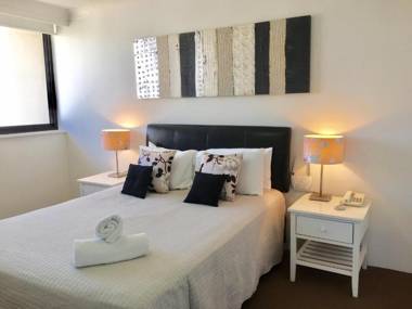 Breakers North Absolute Beachfront Apartments