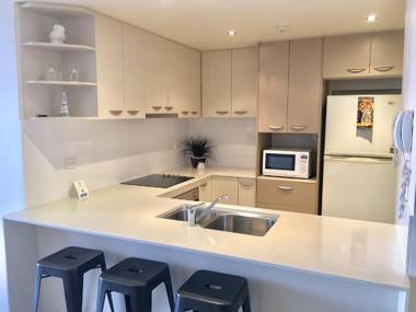 Breakers North Absolute Beachfront Apartments