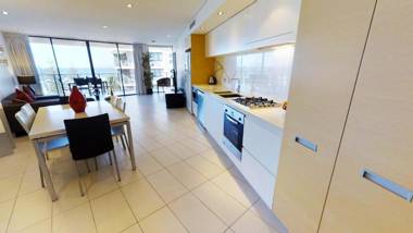 Ambience on Burleigh Beach