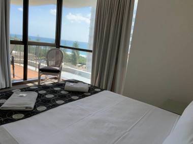 Burleigh Gardens North Hi-Rise Holiday Apartments