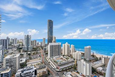 Chevron Renaissance - Private Apartments