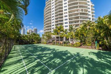 Meriton On Main Beach