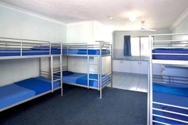 Maxmee Backpackers Resort