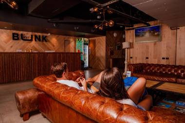 Bunk Surfers Paradise Backpacker Hostel