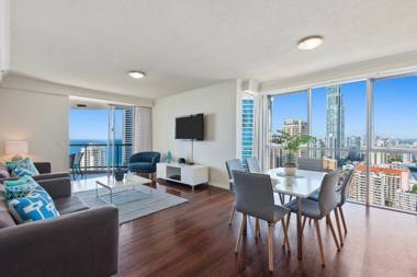 Chevron Renaissance - HR Surfers Paradise