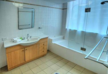 Oceania on Burleigh Beach