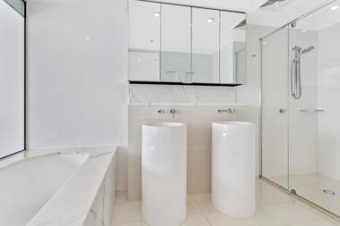 Oracle - 5 Star Luxury - Level 25