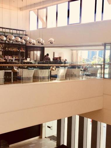 High Floor Ocean View at Surfers Paradise - Hotel Studio