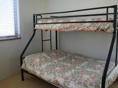 WAVES 203 ON CURRUMBIN