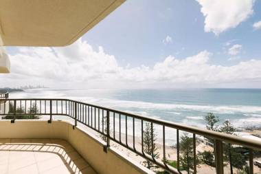 La Pacifique Apartments