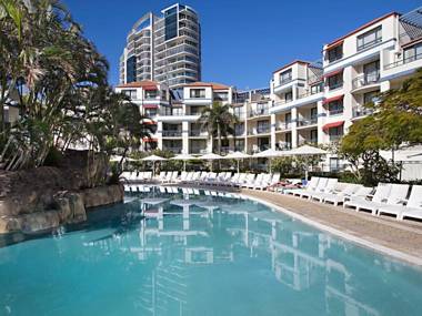 Calypso Plaza Resort Unit 462 - Penthouse style apartment Beachfront Coolangatta
