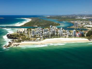 Rainbow Pacific Unit 14 - Great value unit in Rainbow Bay Coolangatta Gold Coast