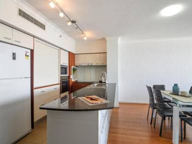 Towers of Chevron - Private Apartments