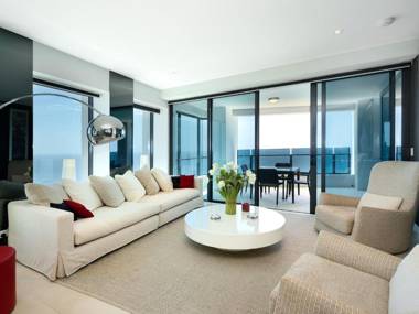 Luxury For The Soul 2 Bedroom Beachfront Apartment
