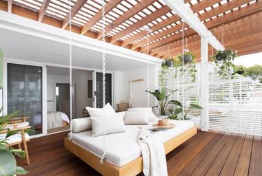 Crystal Pacific Palm Beach