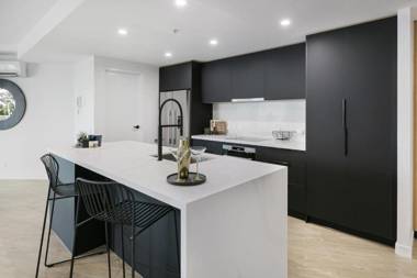 Wings Apartments - QStay