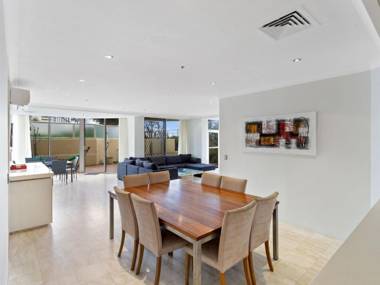 Spacious 3 Bedroom Family Apartment