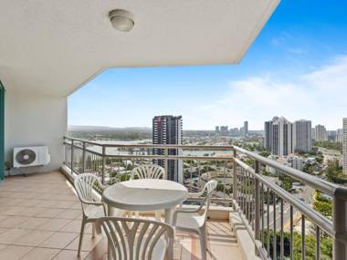 Crown Tower Stunning 2 Bedroom Apartment