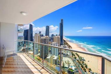 Peninsula Surfers Paradise - Private Apartments