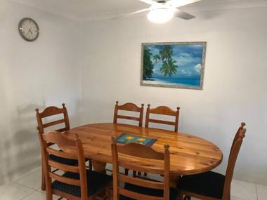 Anchor Down Holiday Apartments