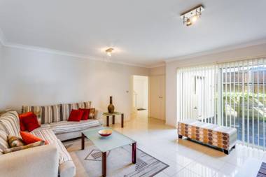 Hear the waves at Anna Bay!