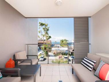 The Shoal Apartments Unit 201/4-8 Bullecourt Street