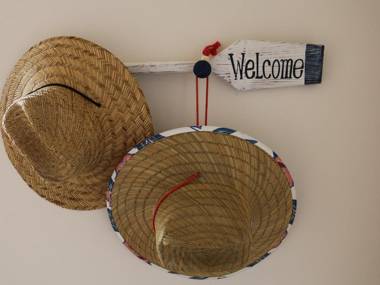 Ocean Views' 4 Ocean Street - air conditioned luxury with beautiful ocean views