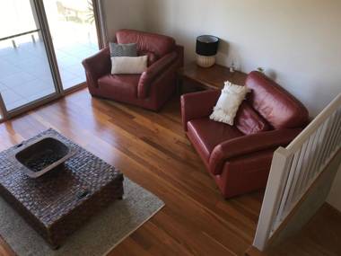 Sunset on Birubi' - pet friendly air con water views WIFI and outdoor spa