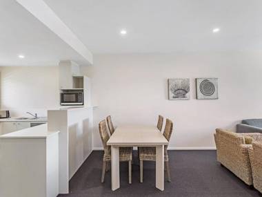 Pacific Blue Apartment 244/265 Sandy Point Rd