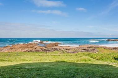 Absolute Waterfront @ Anna Bay