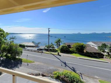 Soldiers Point Road 50