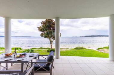 Seaview Splendour 2 163 Soldiers Point Road