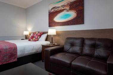 Roma Inland Motor Inn