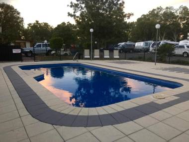 Roma Big Rig Tourist Park