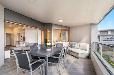 Sea Breeze - Lennox Head