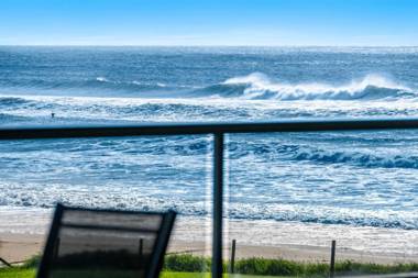 Sea Breeze - Lennox Head