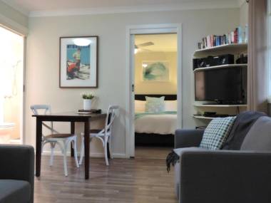 Westwood Lodge Apartments