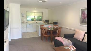 Chestnut Tree Holiday Units