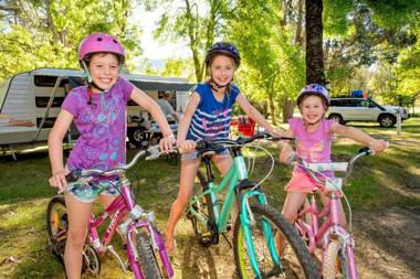 Bright Riverside Holiday Park