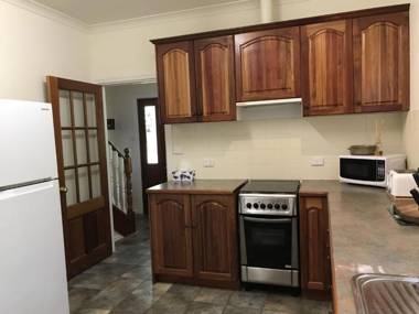 406 Back Porepunkah Road Bright