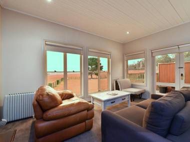 King I - you can honestly walk to Bimbadgen and Hope Estate concerts