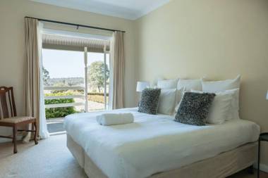 Corunna Station Country House