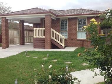 Race Course Apartments