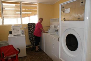 Warrnambool Motel and Holiday Park