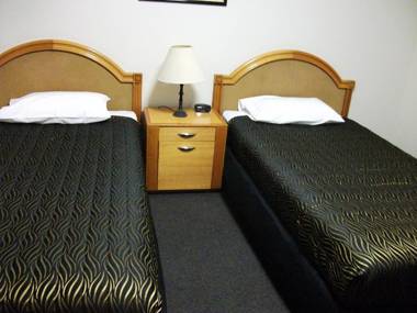 City Park Motel and Apartments