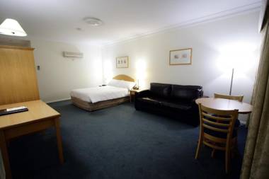 Carlyle Suites & Apartments