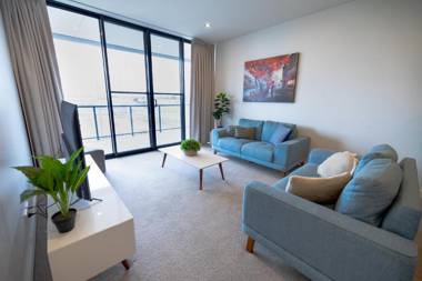 Trendy Self Contained Inner City Apartment