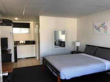 Cooks Endeavour Motor Inn