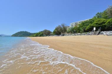 Bellevue At Trinity Beach